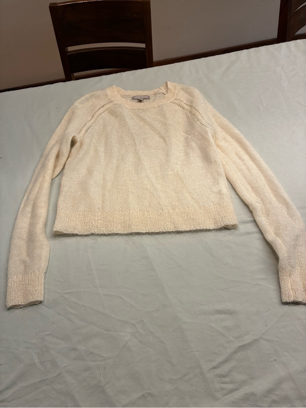Banana Republic Cream Crewneck Lightweight Sweater